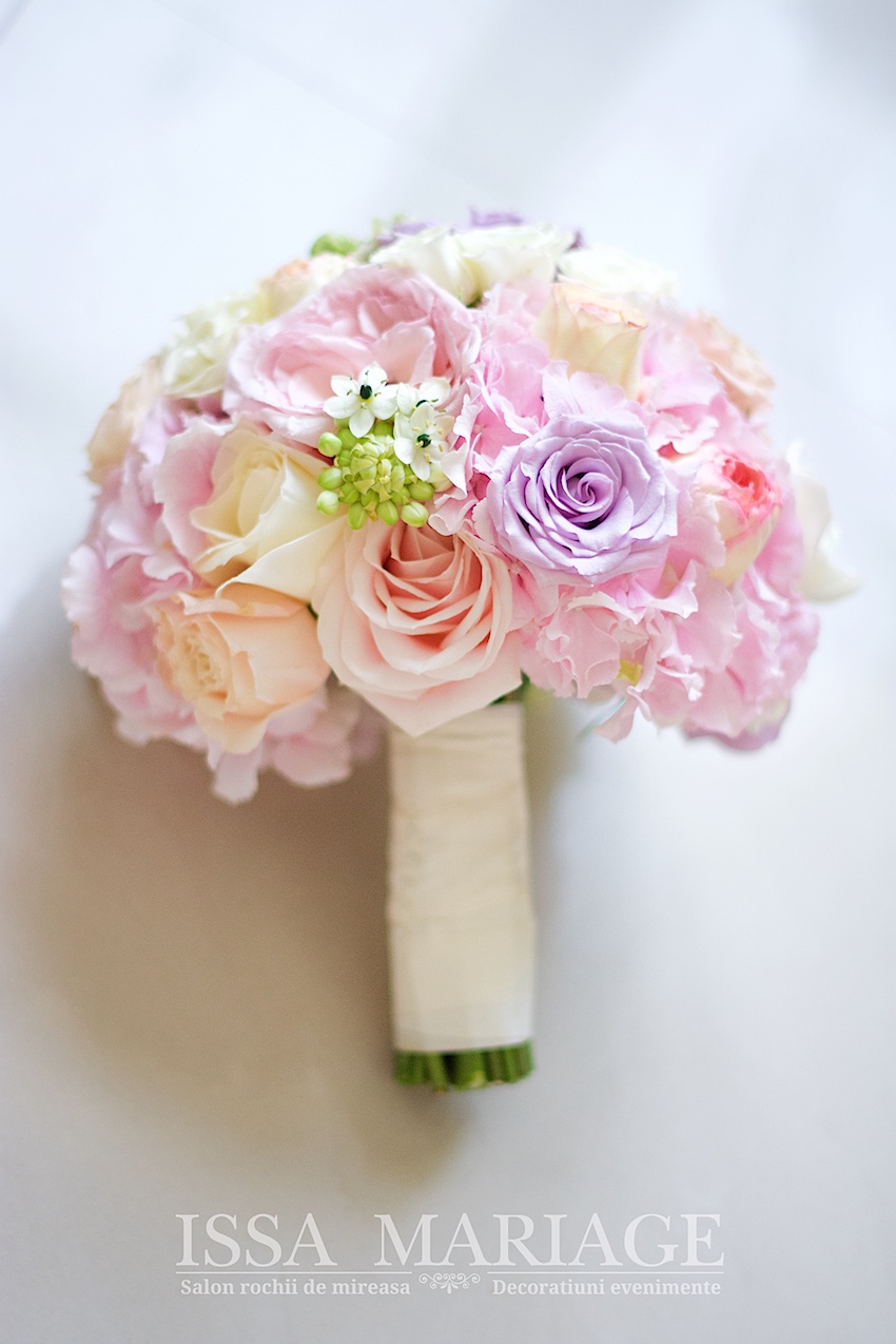 buchet mireasa roz