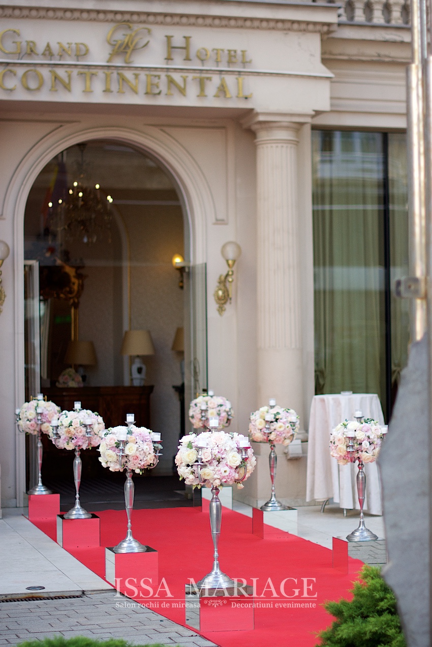 decor intrare grand hotel continental bucuresti
