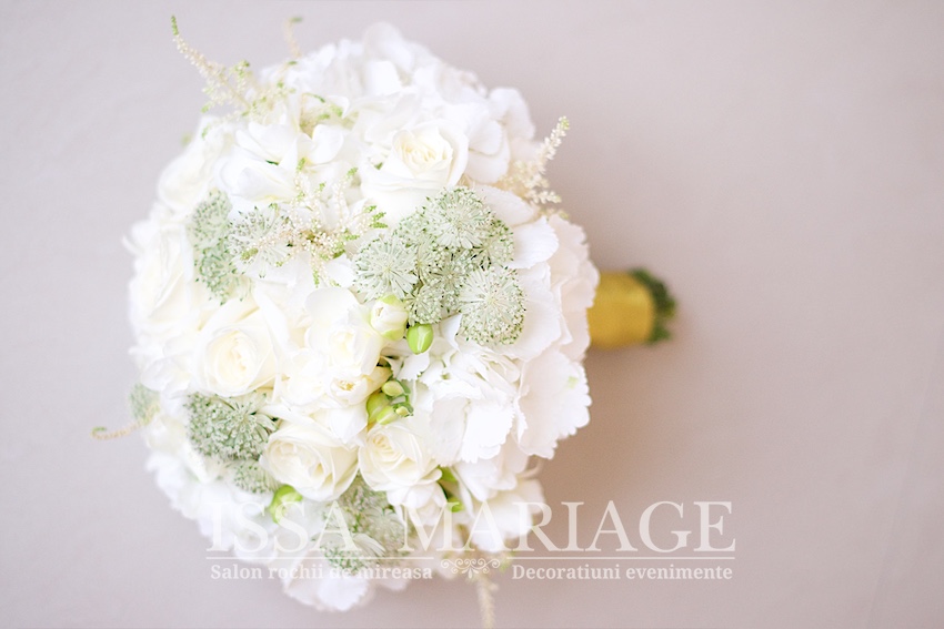 buchet mireasa din hortensia