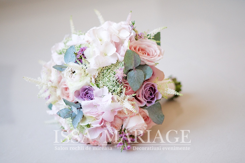 buchet miresa hortensie roz pal