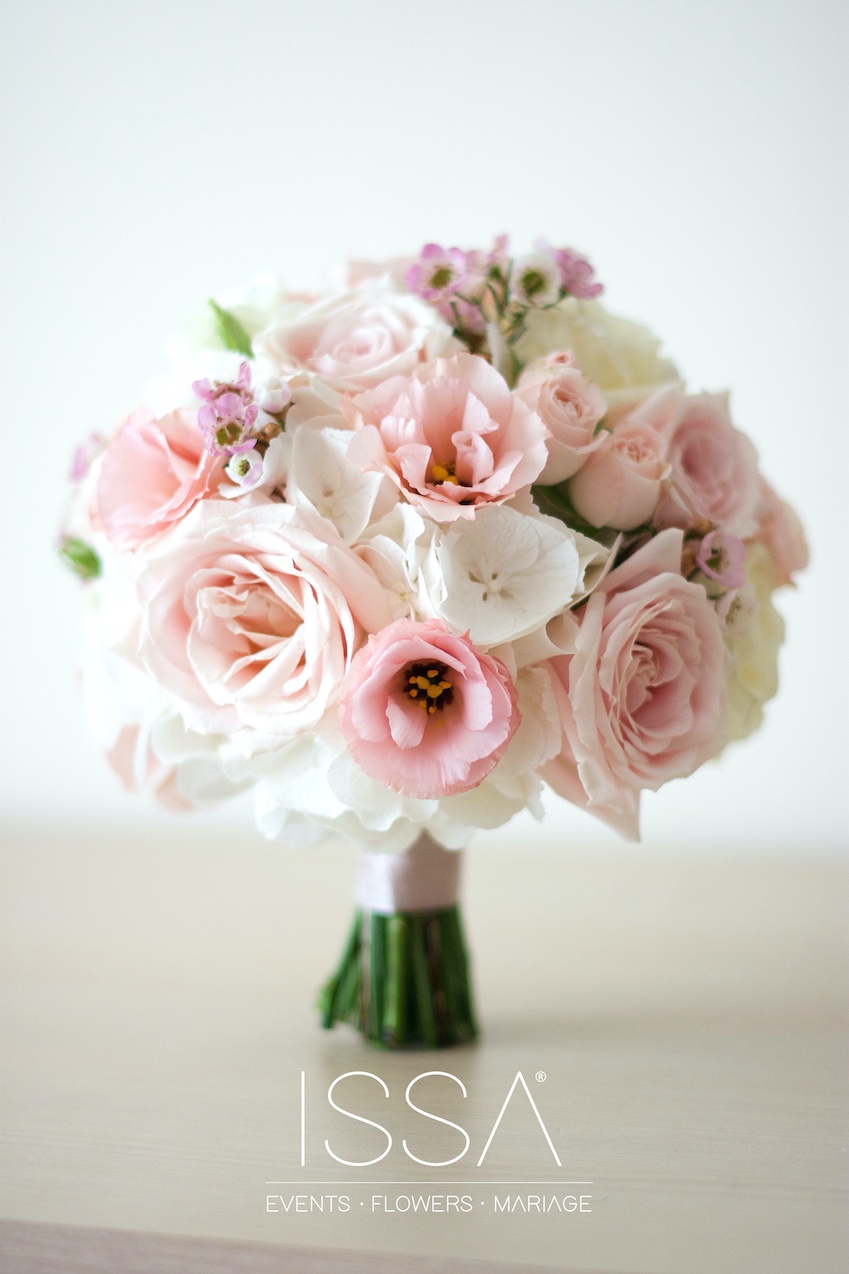 buchet mireasa din lisianthus roz pal