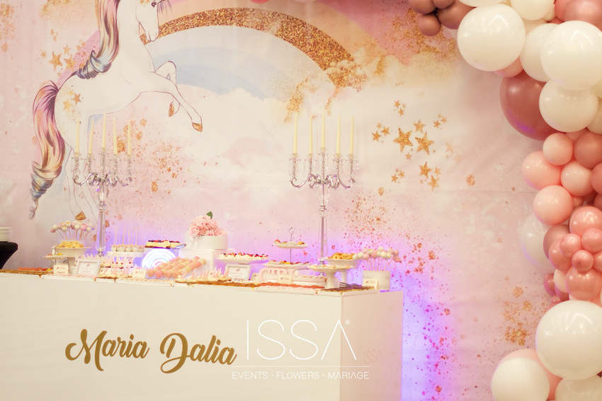 decor candy bar cu tema unicorn